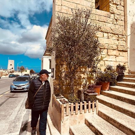 דירות ואלטה 10 La Ruelle מראה חיצוני תמונה