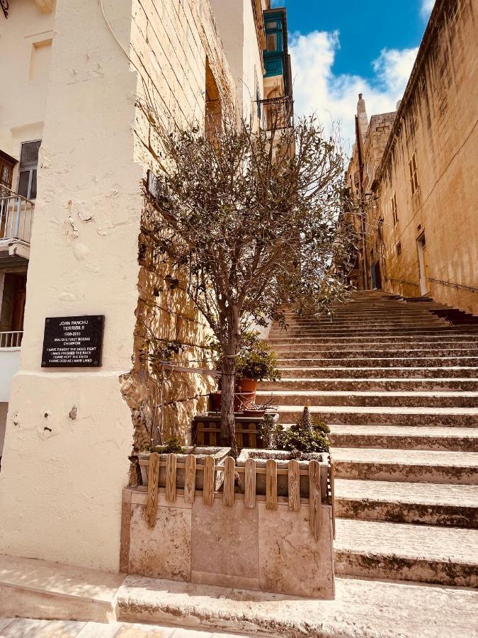 דירות ואלטה 10 La Ruelle מראה חיצוני תמונה